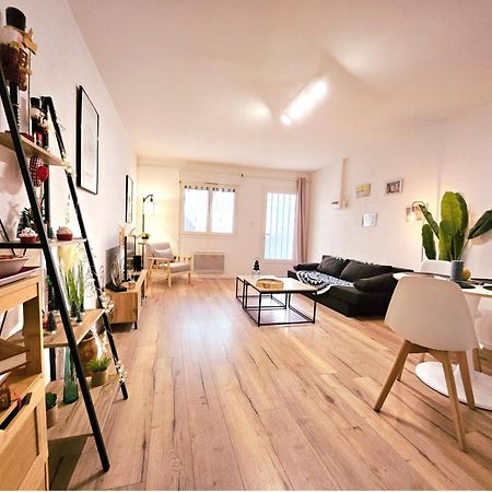 Appartement Cosy Proche Gare - Fibre Optique Et Parking Angouleme Luaran gambar